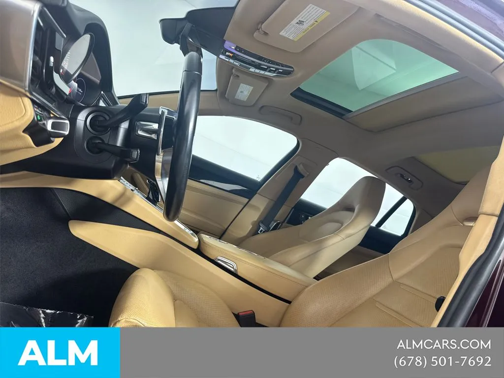 2018 Porsche Panamera 4 - Photo 37