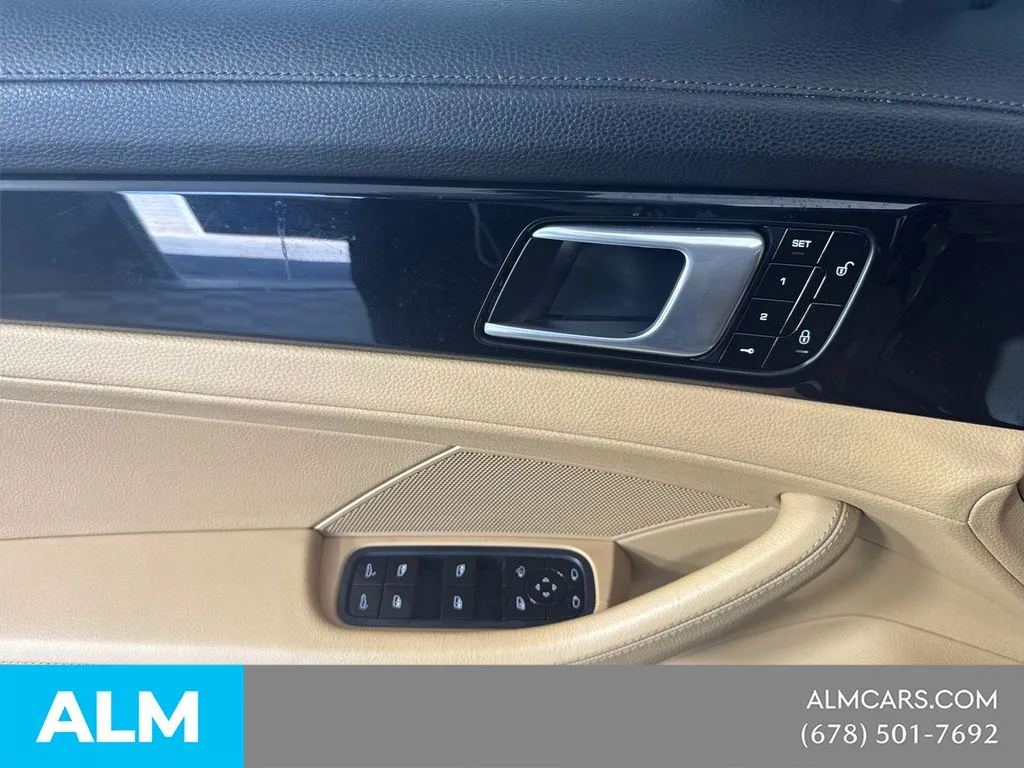 2018 Porsche Panamera 4 - Photo 13