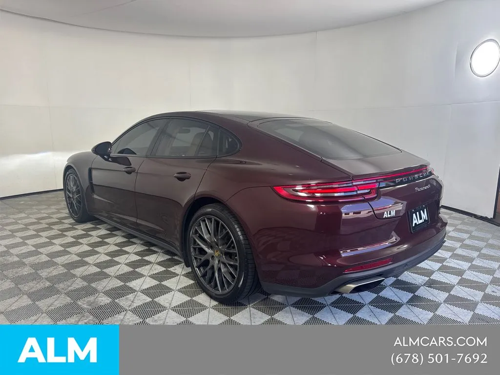 2018 Porsche Panamera 4 - Photo 8