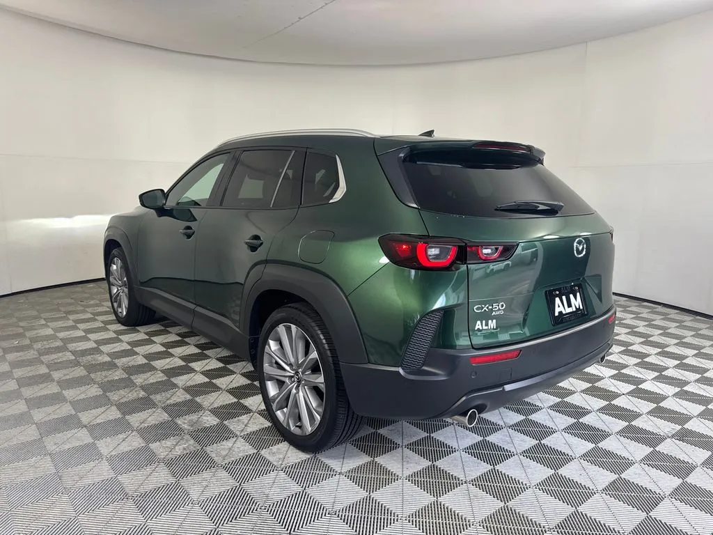 2026 Mazda CX-50 Premium - Photo 8