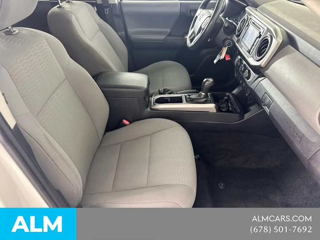 2019 Toyota Tacoma SR5 - Photo 16