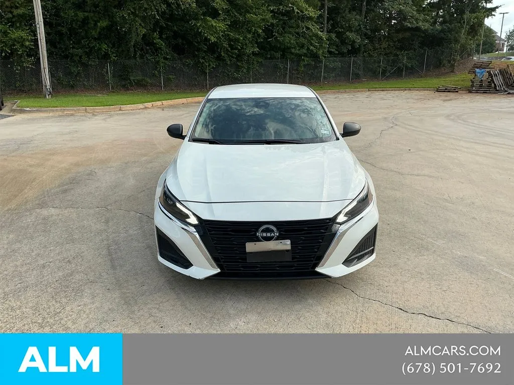 2025 Nissan Altima SV - Photo 10