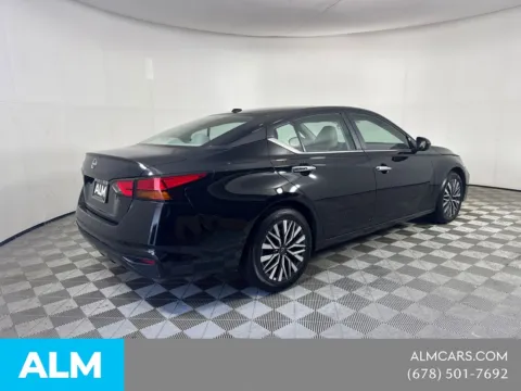 More photos of 2025 Nissan Altima 2.5 SV at ALM Mazda South, GA