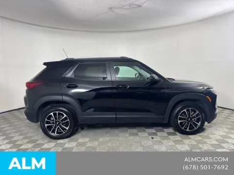 More photos of 2025 Chevrolet TrailBlazer LT at ALM Mazda South, GA