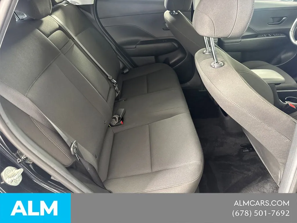 2025 Hyundai Kona SEL Convenience - Photo 18