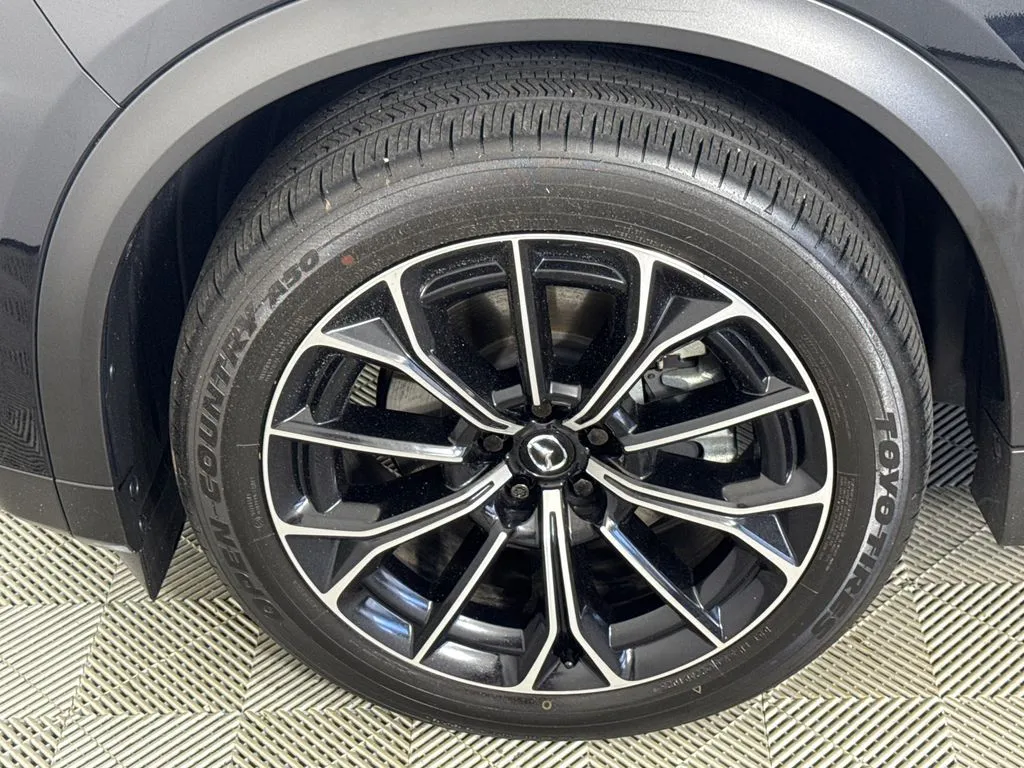 2025 Mazda CX-70 Premium Package - Photo 12