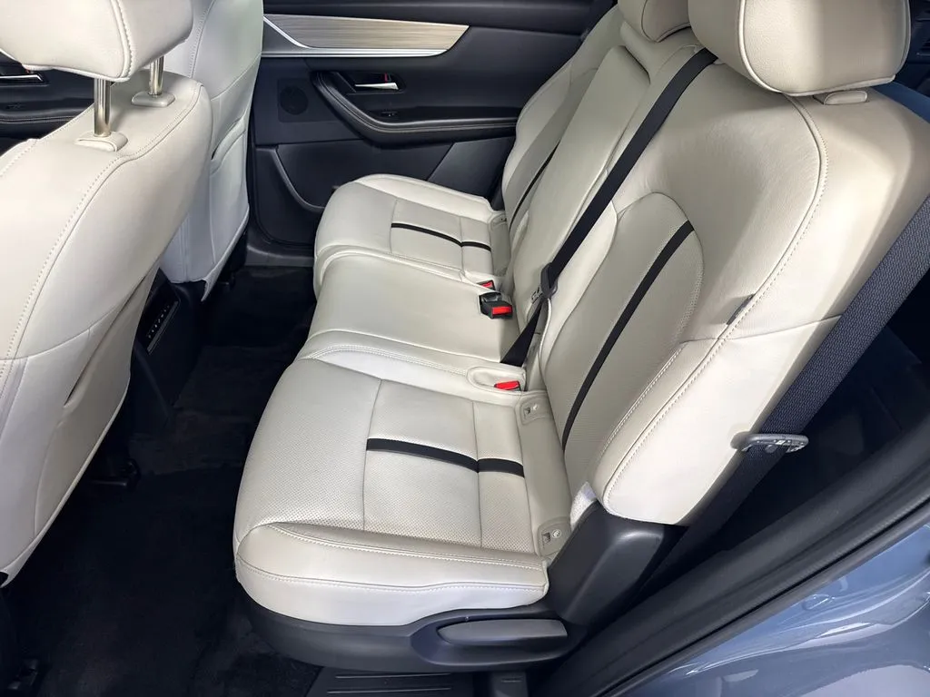 2025 Mazda CX-70 Premium Package - Photo 21