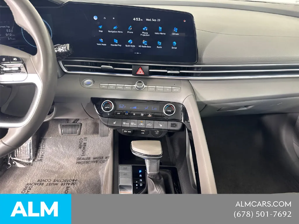 2025 Hyundai Elantra SEL - Photo 31