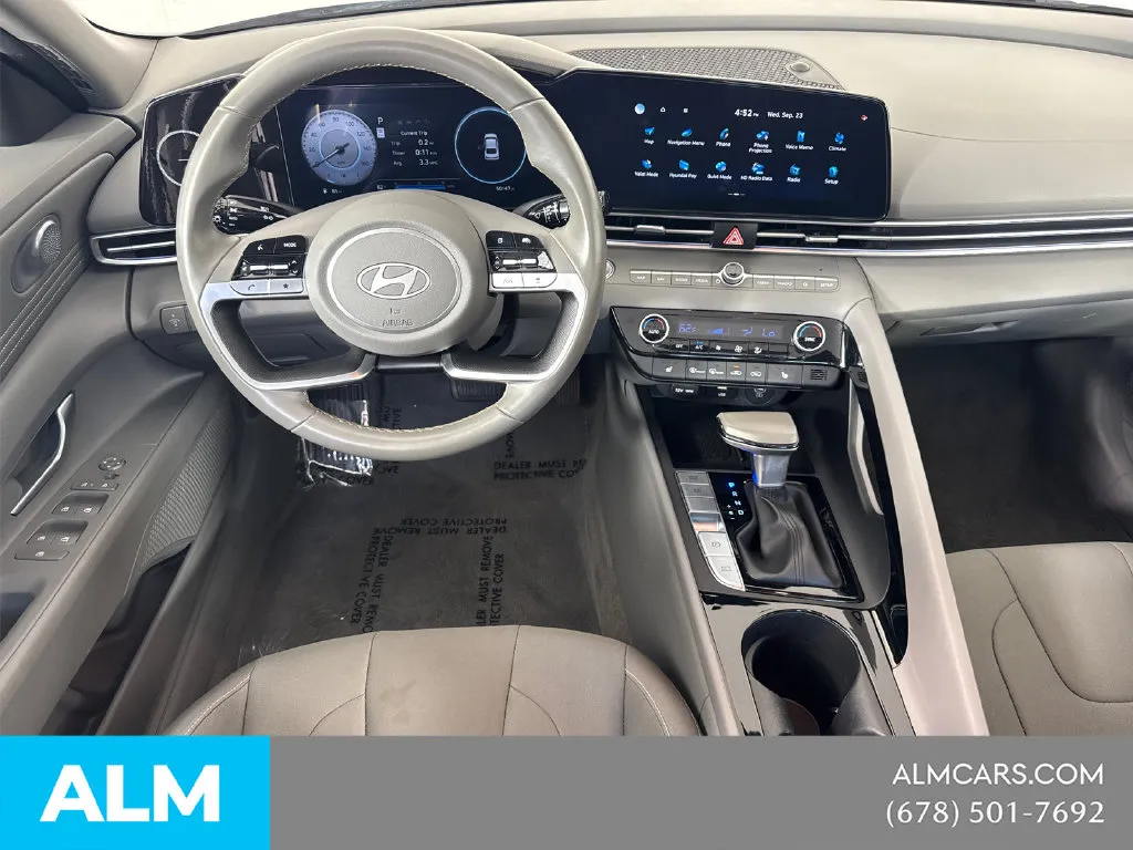 2025 Hyundai Elantra SEL - Photo 25