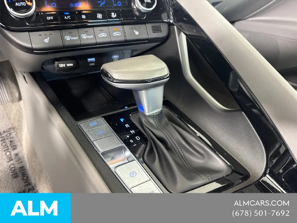 2025 Hyundai Elantra SEL - Photo 35
