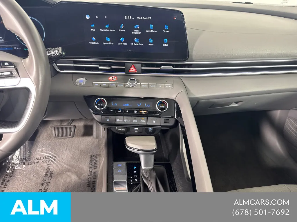2025 Hyundai Elantra SEL - Photo 31