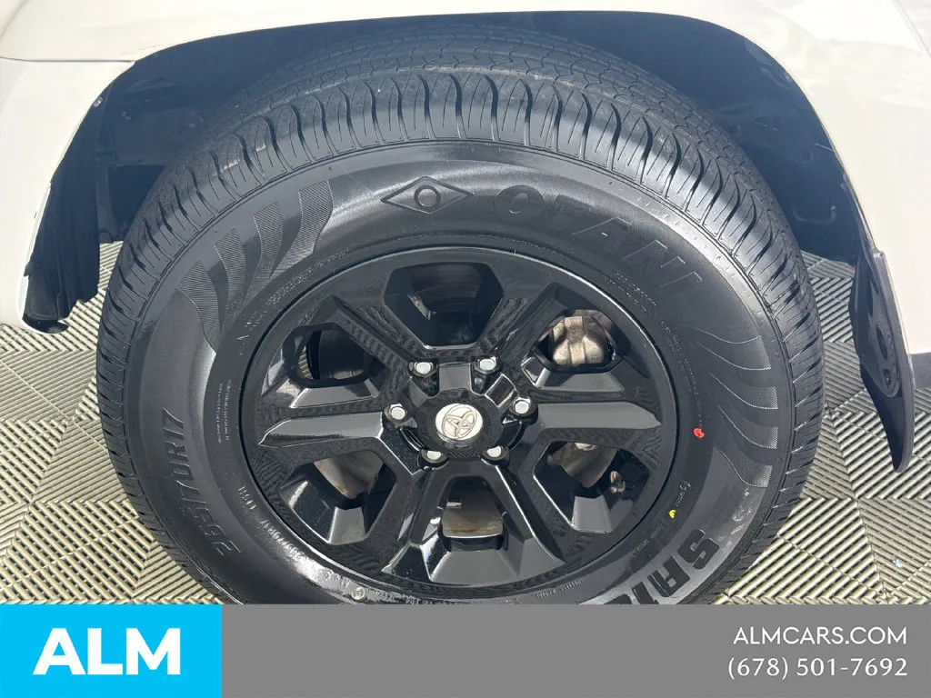2024 Toyota 4Runner SR5 - Photo 14