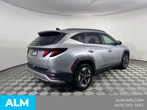 More photos of 2025 Hyundai Tucson SEL at ALM Mazda South, GA