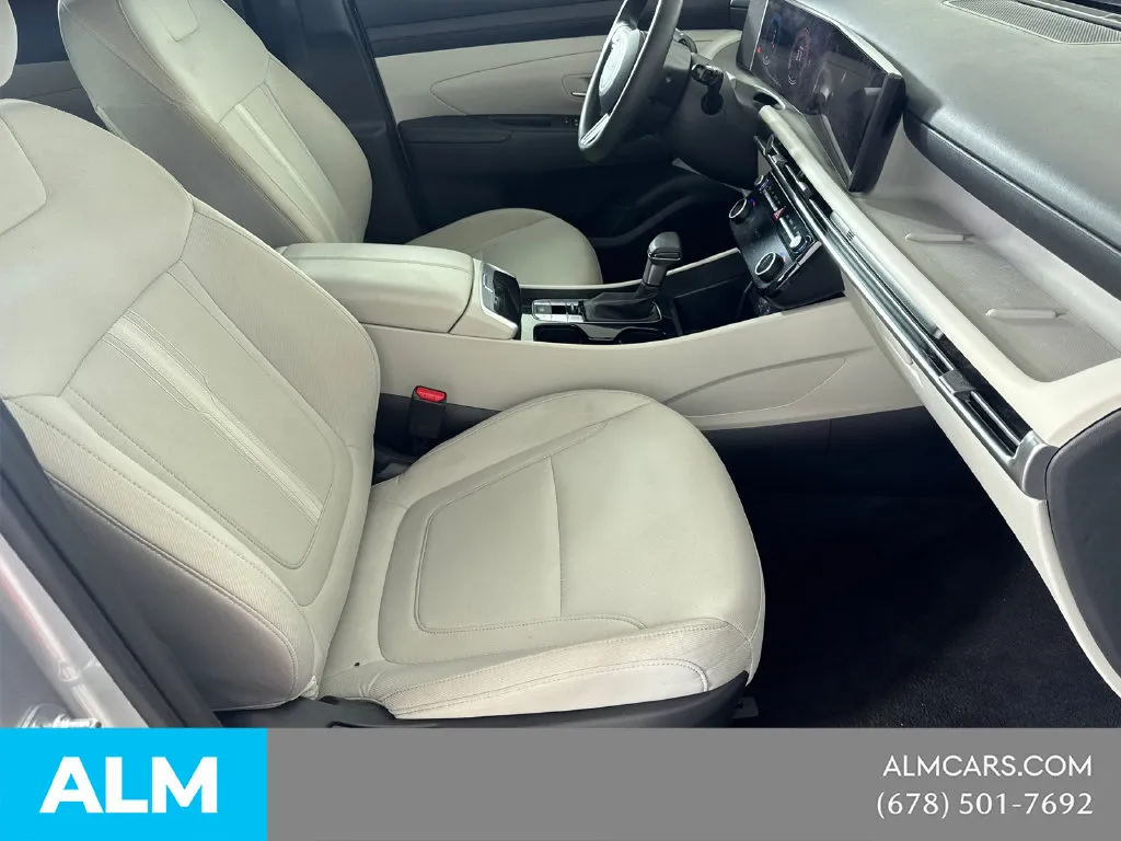 2025 Hyundai Tucson SEL - Photo 16