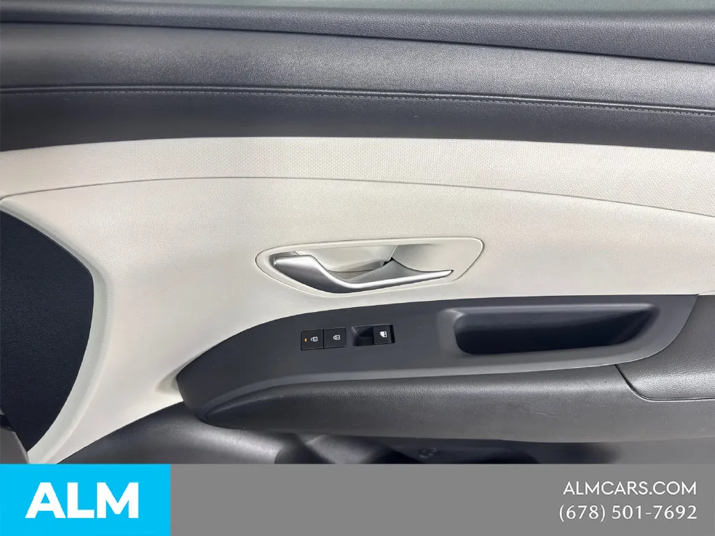 2025 Hyundai Tucson SEL - Photo 17
