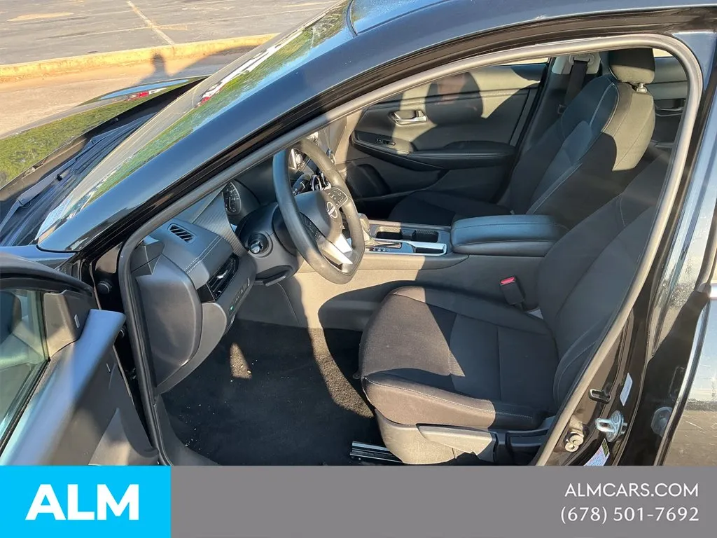 2024 Nissan Sentra SV - Photo 13