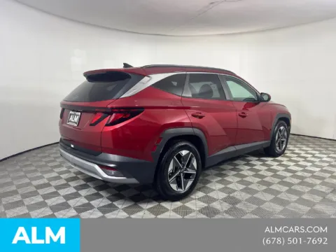 More photos of 2025 Hyundai Tucson SEL at ALM Mazda South, GA