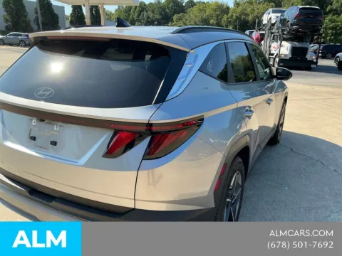 More photos of 2025 Hyundai Tucson SEL at ALM Mazda South, GA