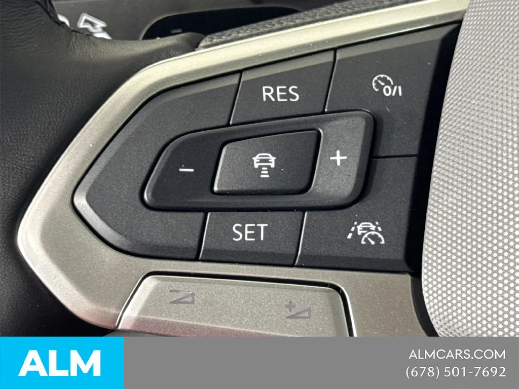 2025 Volkswagen Atlas Cross Sport SEL Premium R-LINE - Photo 28