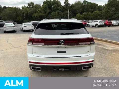 More photos of 2025 Volkswagen Atlas Cross Sport 2.0T SEL Premium R-Line at ALM Mazda South, GA