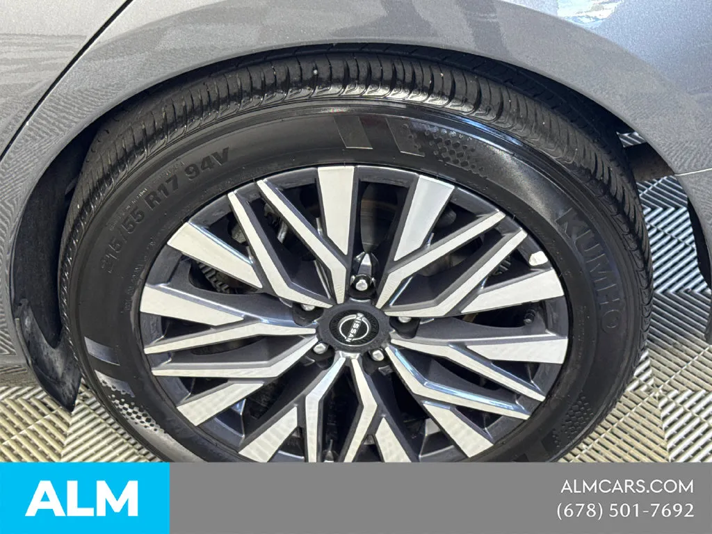 2025 Nissan Altima SV - Photo 22