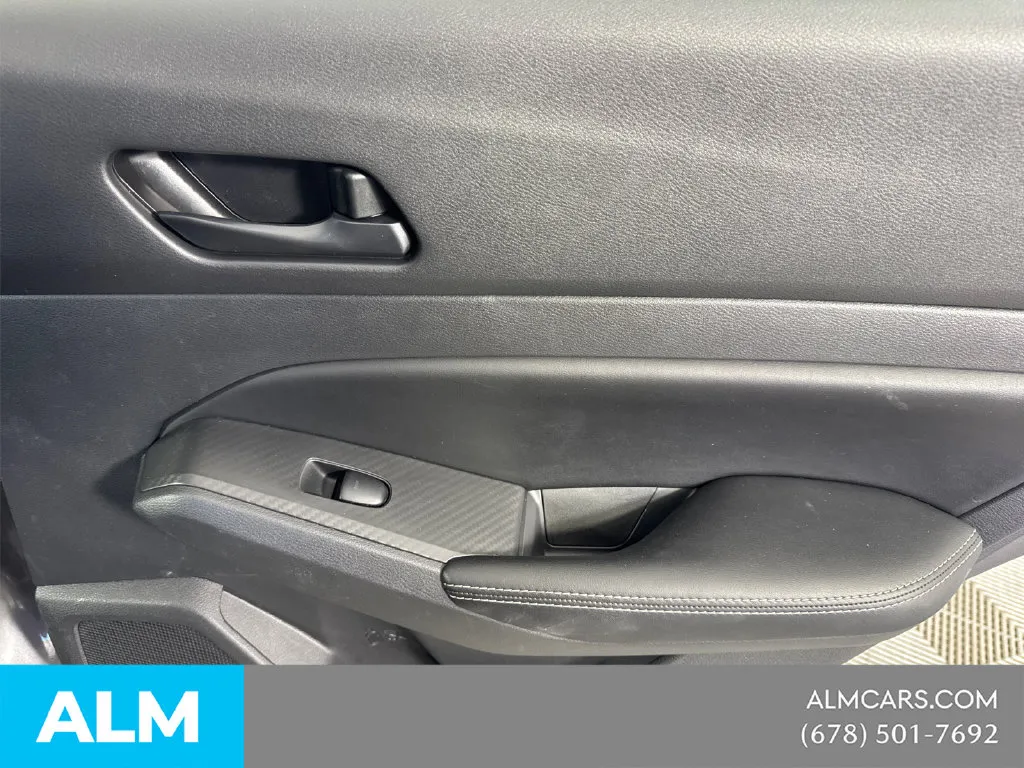 2025 Nissan Altima SV - Photo 19