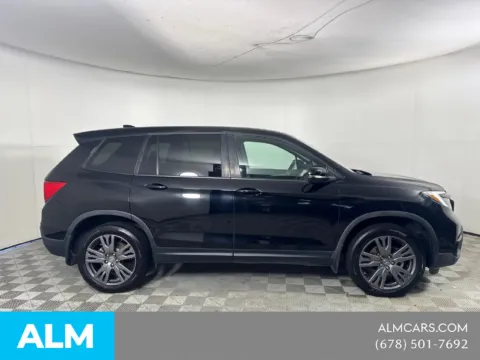 More photos of 2021 Honda Passport EX-L at ALM Mazda South, GA