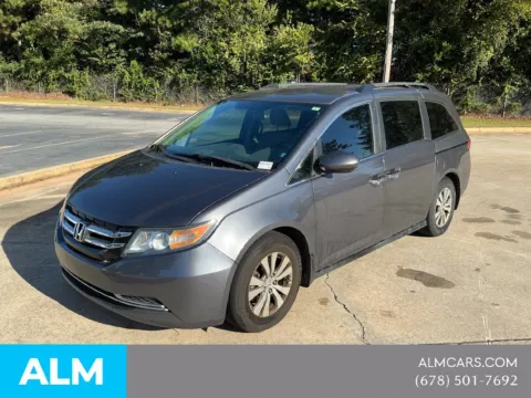 Silver 2016 Honda Odyssey for sale in Morrow, GA