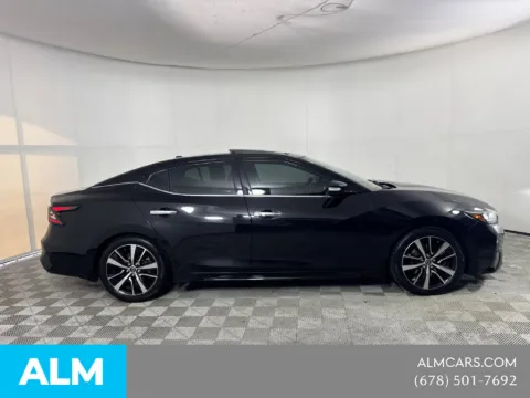 More photos of 2023 Nissan Maxima 3.5 SL at ALM Mazda South, GA