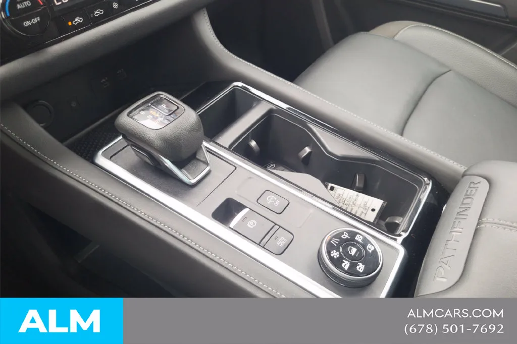 2025 Nissan Pathfinder SL - Photo 27