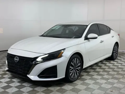 Another view of 2023 Nissan Altima 2.5 SV for sale in Morrow, GA at ALM Mazda South