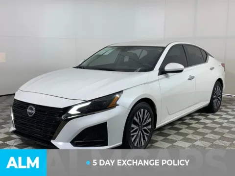 More photos of 2023 Nissan Altima 2.5 SV at ALM Mazda South, GA