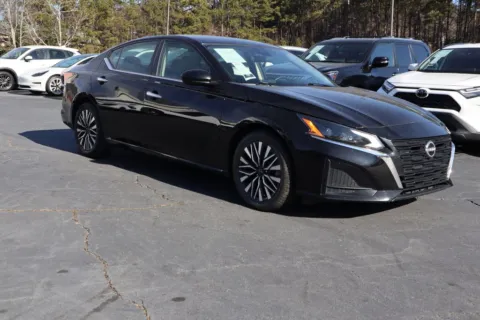 More photos of 2023 Nissan Altima 2.5 SV at ALM Mazda South, GA