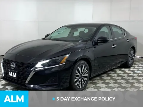 More photos of 2023 Nissan Altima 2.5 SV at ALM Mazda South, GA