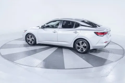 More photos of 2020 Nissan Sentra SV at ALM Mazda South, GA