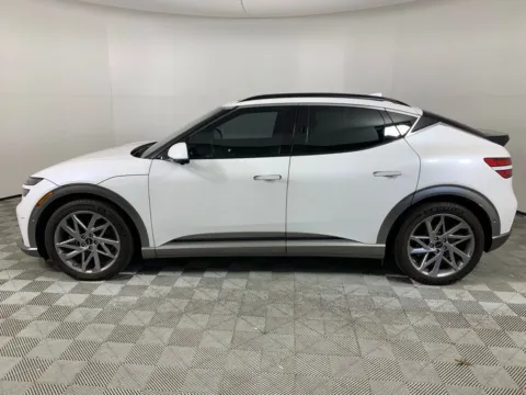More photos of 2023 Genesis GV60 Advanced at ALM Mazda South, GA