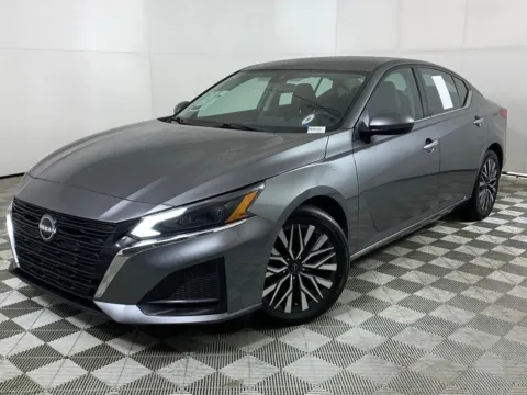 Photos of 2023 Nissan Altima 2.5 SV for sale in Morrow, GA at ALM Mazda South