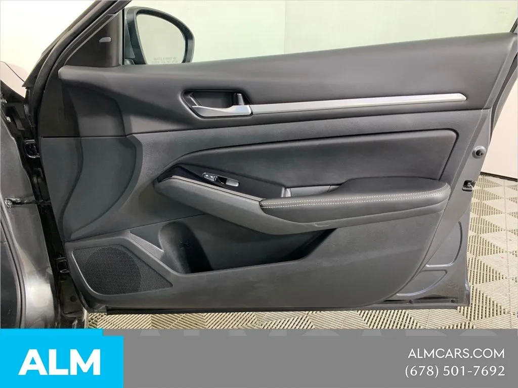 2023 Nissan Altima SV - Photo 37