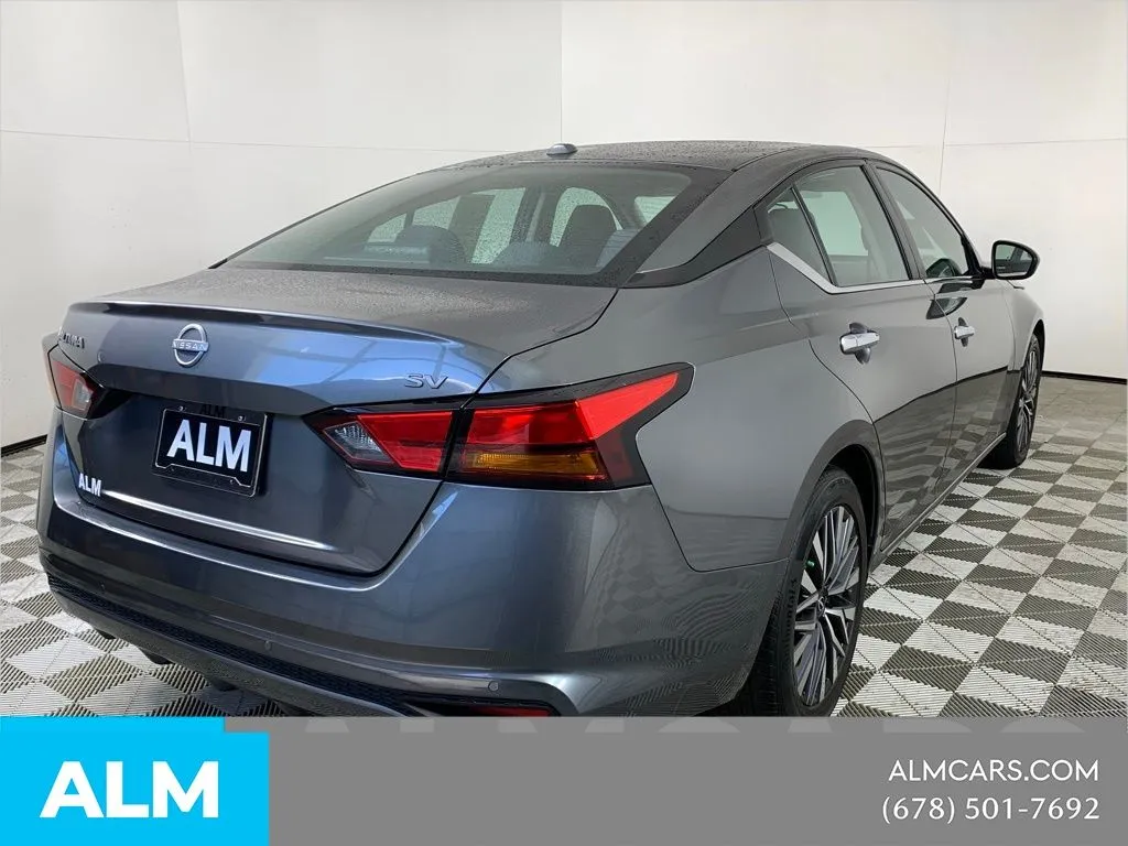 2023 Nissan Altima SV - Photo 12