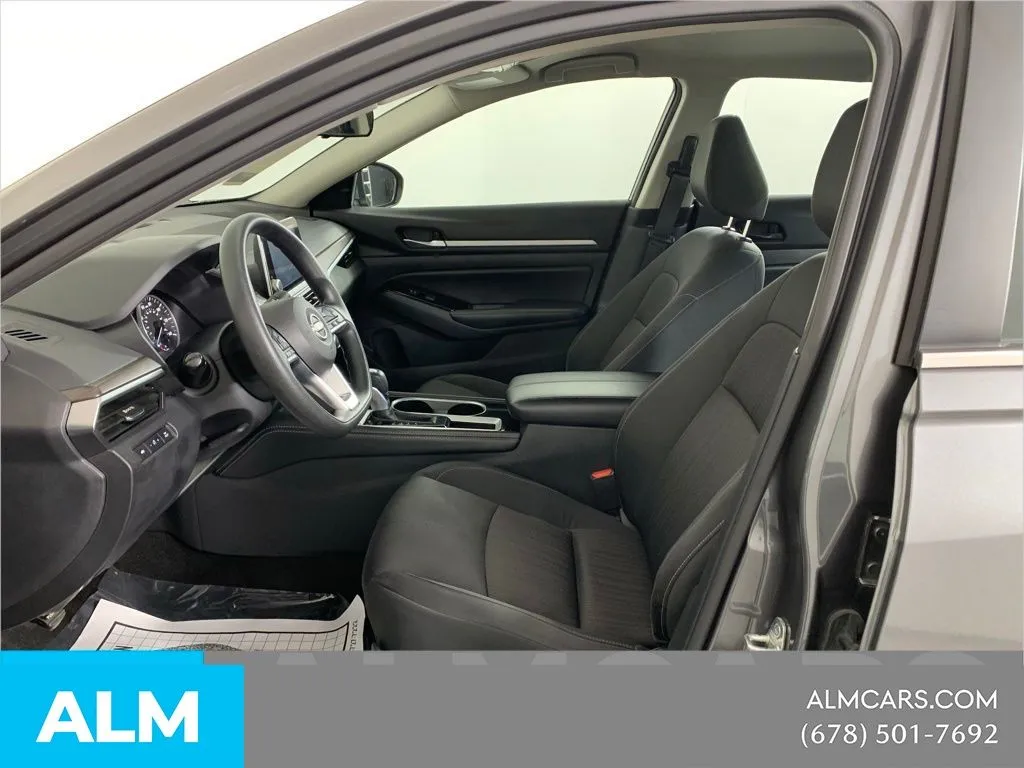 2023 Nissan Altima SV - Photo 11