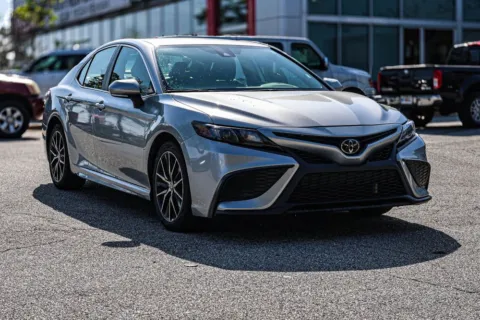 More photos of 2023 Toyota Camry SE at ALM Mazda South, GA