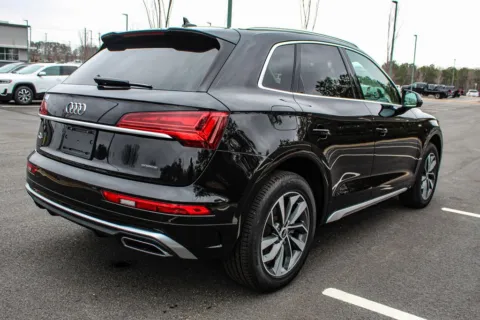 More photos of 2022 Audi Q5 45 S line Prestige at ALM Mazda South, GA