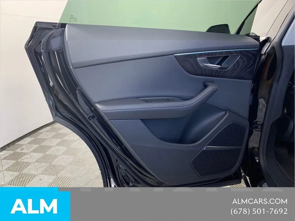 2023 Audi Q8 Premium Plus - Photo 35