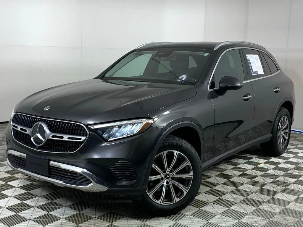 Black 2023 Mercedes-Benz GLC 300 for sale in Morrow, GA