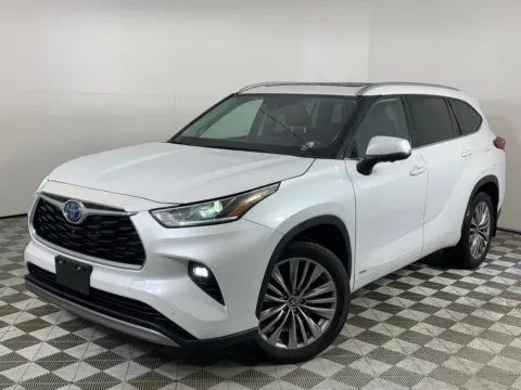 Photos of 2023 Toyota Highlander Hybrid Platinum for sale in Morrow, GA at ALM Mazda South
