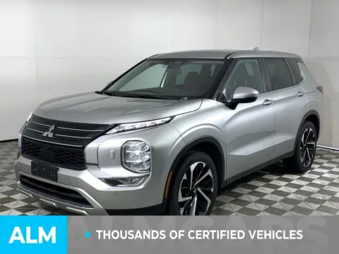 More photos of 2023 Mitsubishi Outlander SE Black Edition at ALM Mazda South, GA