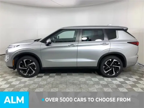 More photos of 2023 Mitsubishi Outlander SE Black Edition at ALM Mazda South, GA