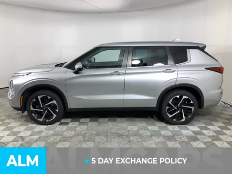 More photos of 2023 Mitsubishi Outlander SE Black Edition at ALM Mazda South, GA