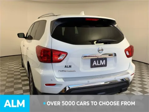 More photos of 2020 Nissan Pathfinder S at ALM Mazda South, GA