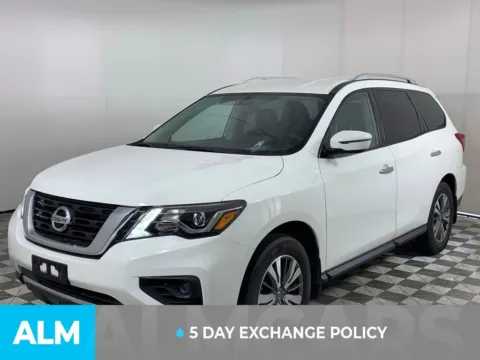 More photos of 2020 Nissan Pathfinder S at ALM Mazda South, GA